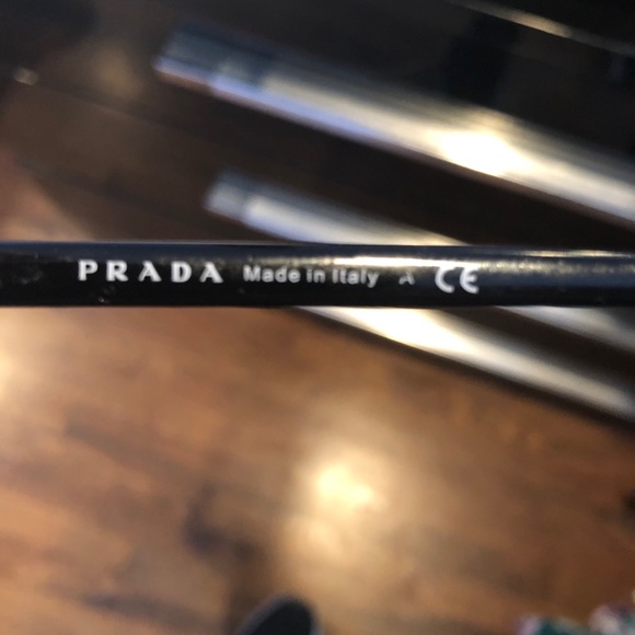 PRADA SUNGLASSES RETAIL $370 - Picture 5 of 7